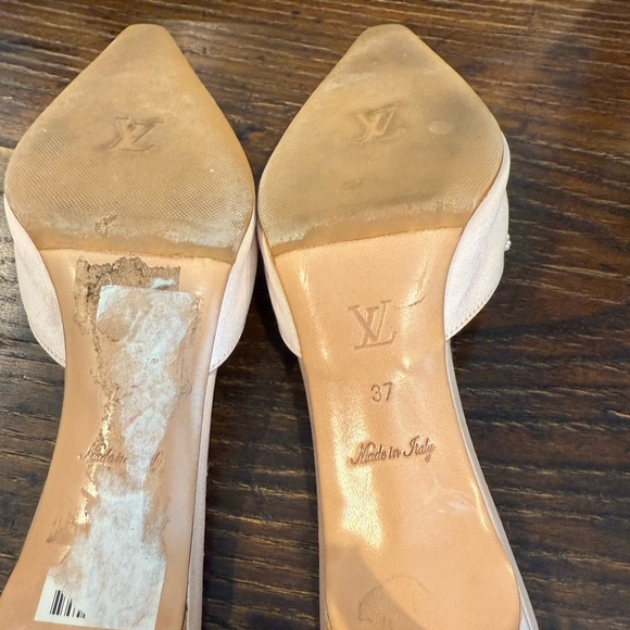 Louis Vuitton Pink Cream Mules with Kitten Heel - Picture 3 of 4